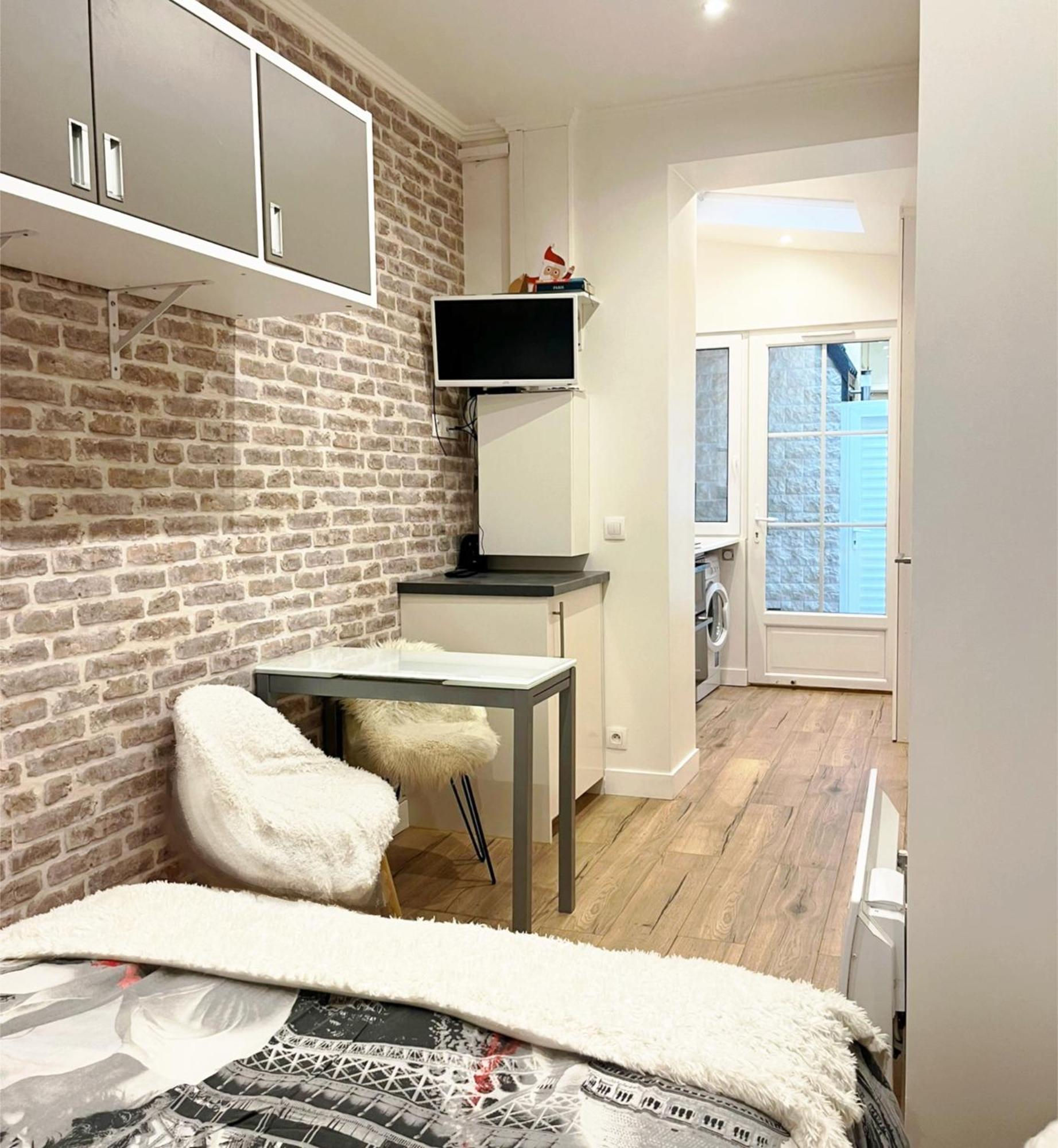 Eiffel Tower Studio With Patio Paris Exterior foto